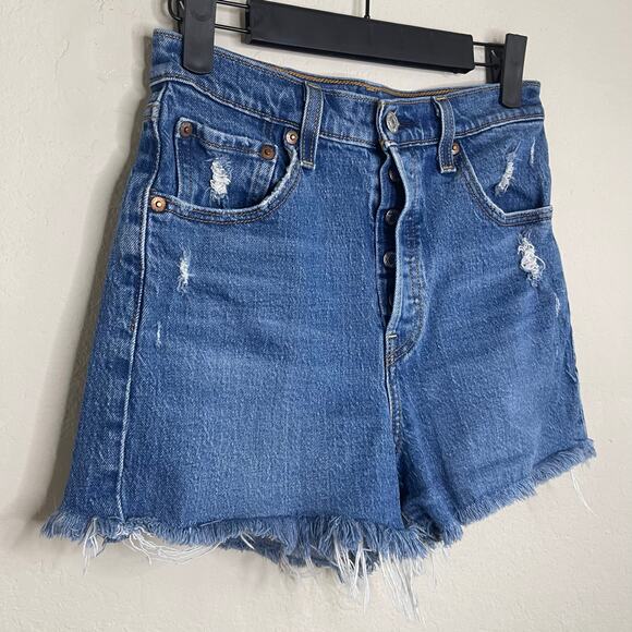 Levi’s Ribcage Shorts Womens Denim Cutoff High Rise Shorts Button Fly - Size 26 - Picture 3 of 6